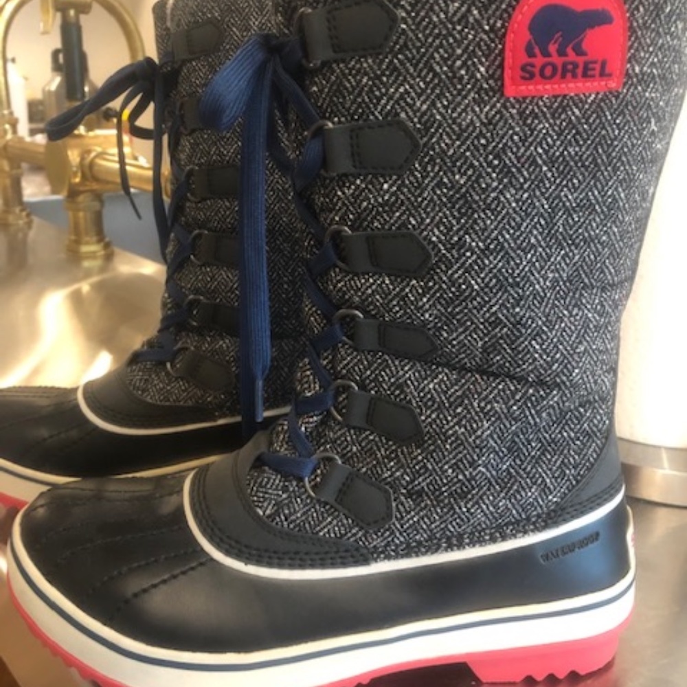 Sorel Tofina Winter Boots-9.5